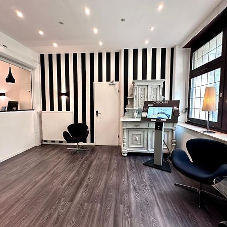 Hotel Alt Deutz City-Messe-Arena Kontaktloser Self Check-In Köln Ngoại thất bức ảnh