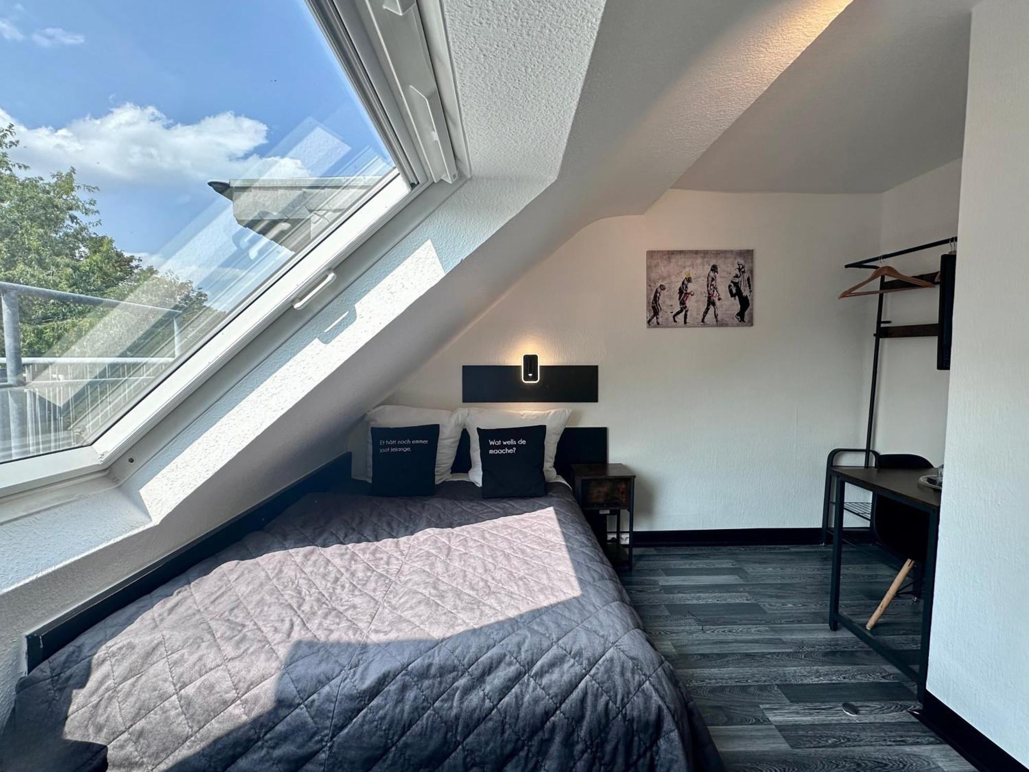 Hotel Alt Deutz City-Messe-Arena Kontaktloser Self Check-In Köln Ngoại thất bức ảnh