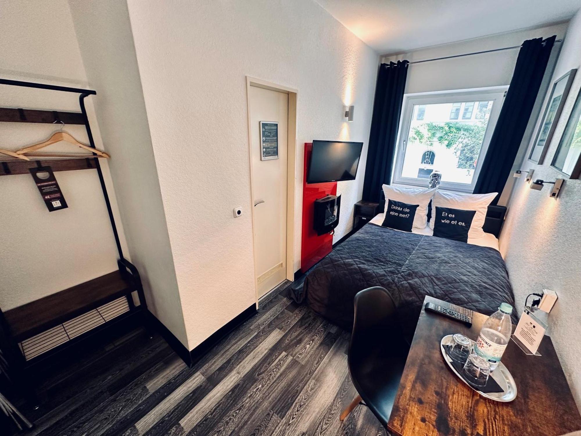 Hotel Alt Deutz City-Messe-Arena Kontaktloser Self Check-In Köln Ngoại thất bức ảnh