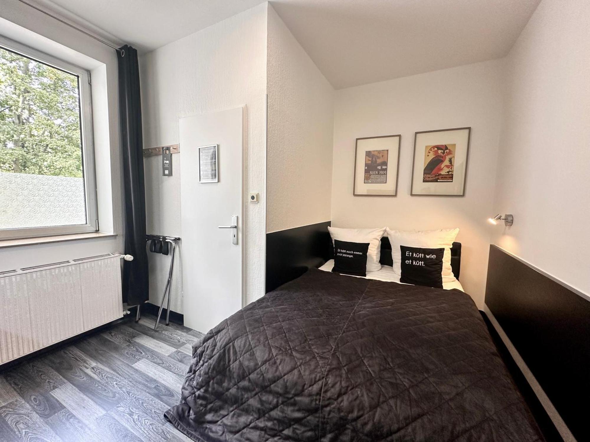 Hotel Alt Deutz City-Messe-Arena Kontaktloser Self Check-In Köln Ngoại thất bức ảnh